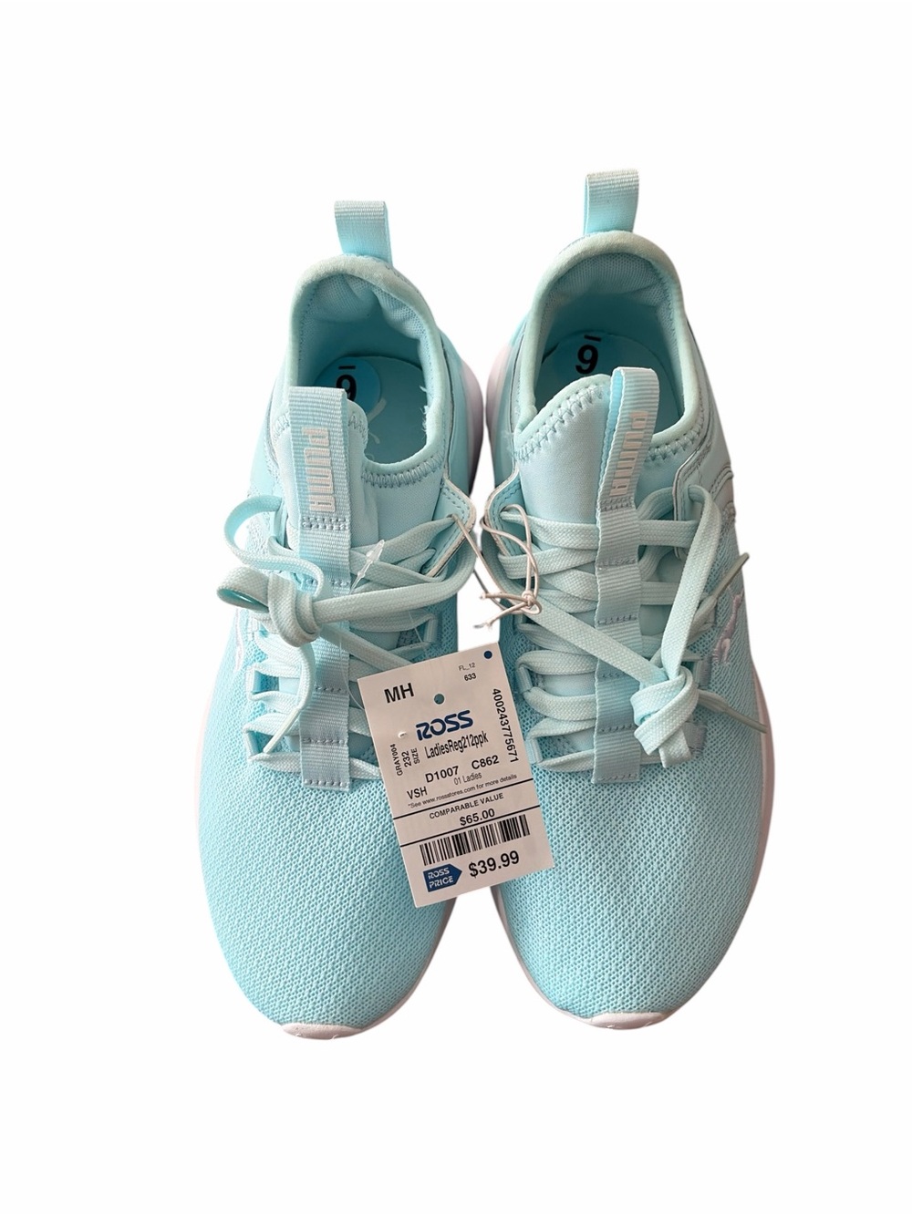 Light Blue PUMA Athletic Sneakers - Size 6